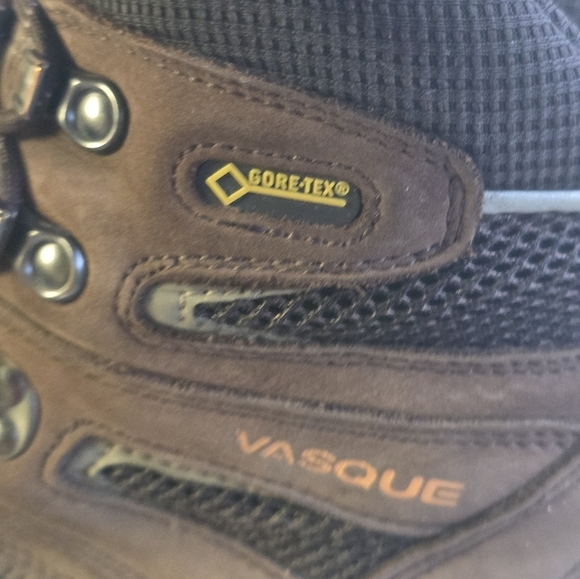 Vasque Breeze 2.0 Gore-Tex Boots 13M Mens Tougher Lighter Hiking Running Outdoor - Picture 7 of 16
